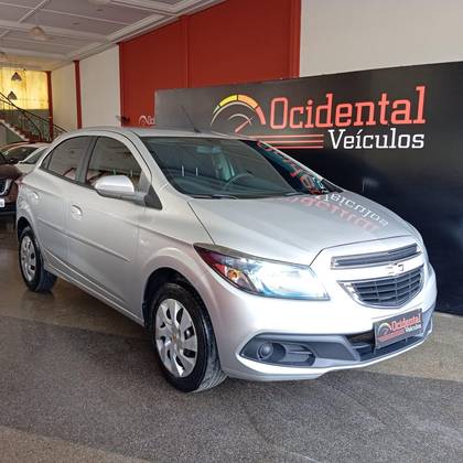 CHEVROLET ONIX 1.4 MPFI LT 8V FLEX 4P MANUAL